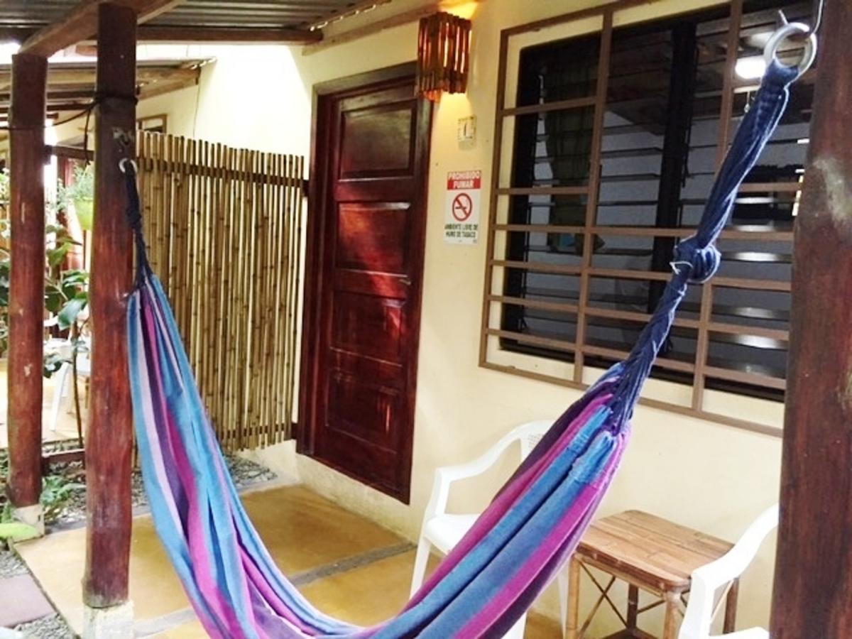 Hotel Tropical Sands Dominical Exterior photo
